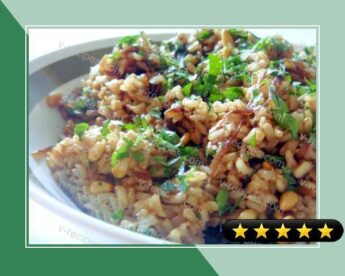 Brown rice and caramelized onion salad recipe