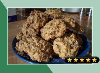 White Chocolate, Strawberry, and Oatmeal Cookies recipe