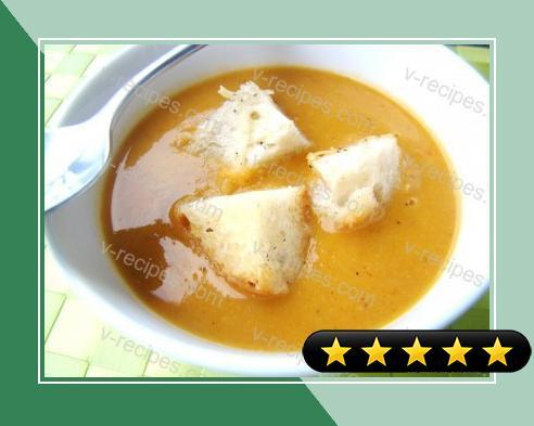 Spicy Carrot & White Bean Soup with Parmesan Croutons recipe