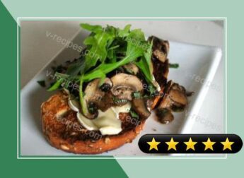 Warm Open-Faced Mushroom and Brie Sandwich recipe