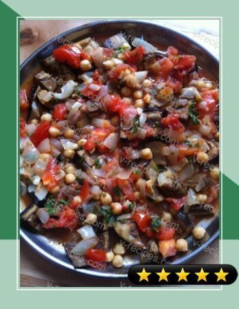 Musaka'a (Palestinian Eggplant Baked With Tomatoes and Chickpeas) recipe