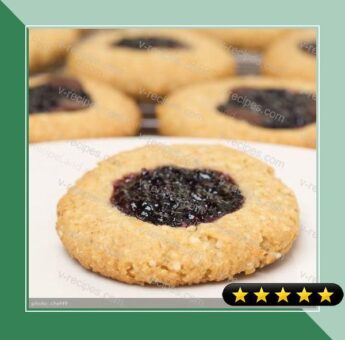 Low-fat Blueberry Chocolate Thumbprint Cookies recipe