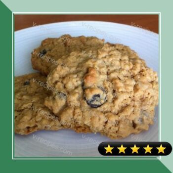 Awesome Oatmeal Raisin Cookies! recipe