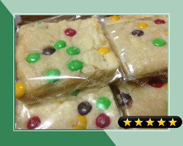 Ultimate Chewy Blondie recipe