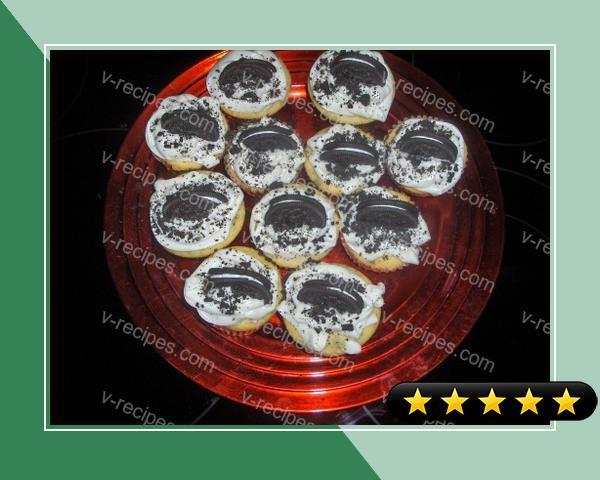 Oreo Cookie Cupcakes recipe