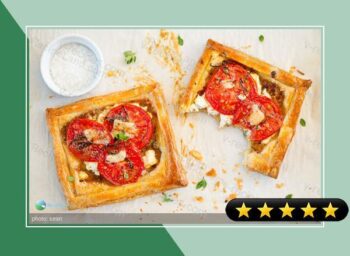 Herbed Goat Cheese and Tomato Tarts recipe