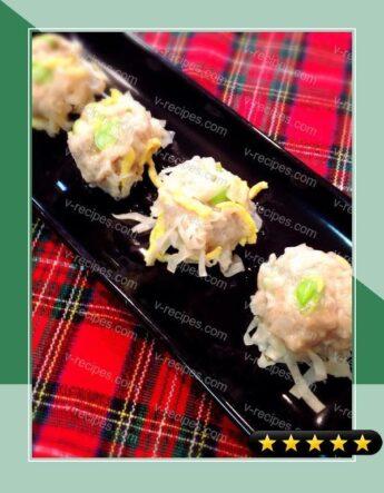 Bursting with Edamame! Shumai Dumplings with Wings recipe
