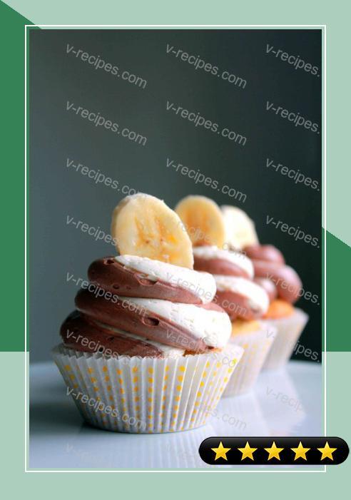 Banana Cupcakes with Nutella and Vanilla Swirl Buttercream recipe