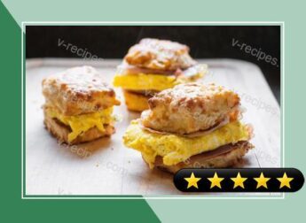 Garlic Cheddar Biscuit Breakfast Sandwich recipe