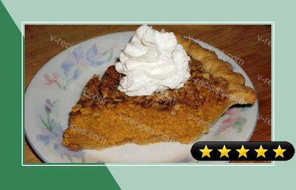 Cinnamon Streusel-Topped Pumpkin Pie recipe