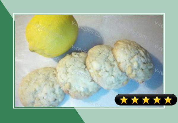 Mrs. Field's Lemon Macadamia Cookies recipe
