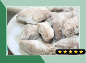 Makroud El Louse (Algerian Almond Cookies) recipe