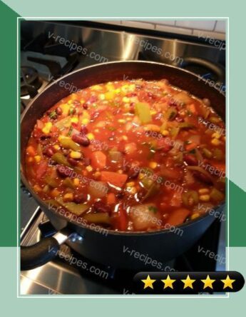 Simple and Delicious Low Fat Vegetarian Chili recipe