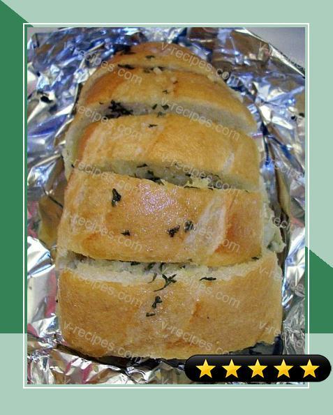 Garlic-Butter Bread for Soups or Barbecues recipe