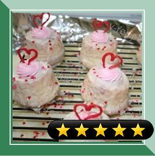 Strawberry-Chocolate Mini Cupcakes with White Chocolate Ganache recipe