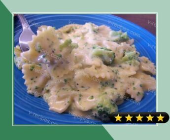Broccoli and Cheddar Bow Ties recipe