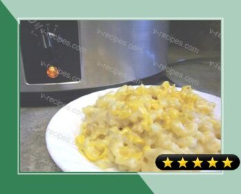 Easy Crock Pot Macaroni and Cheese recipe