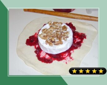 Cranberry and Walnut Baked Brie recipe