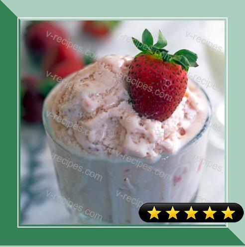 Fresh Buttermilk Strawberry Ice Cream recipe
