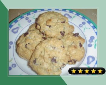 Granola Chocolate Chip Cookies recipe