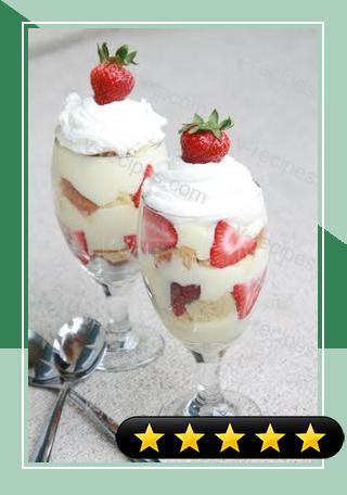 Homemade Vanilla Pudding and Strawberry Trifle recipe