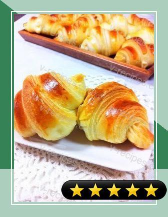 Light and Fluffy Croissants recipe