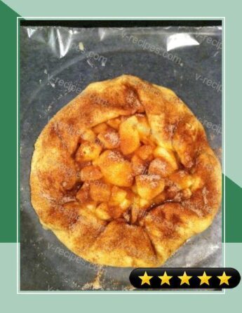 Apple Crostata With Caramel Sauce recipe
