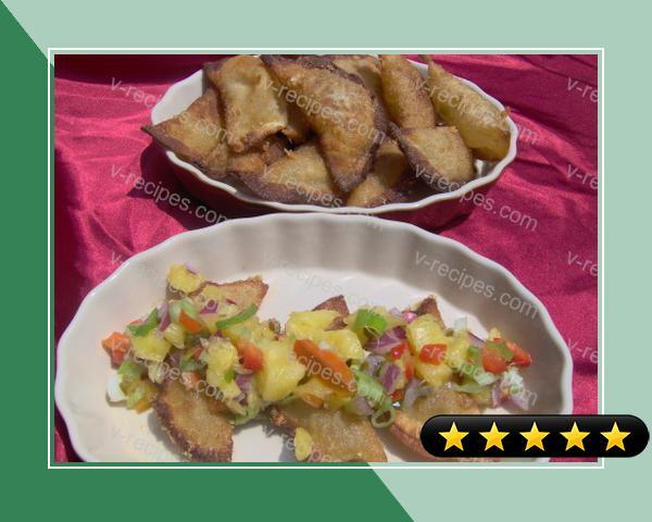 Green Chile Wontons With Pineapple Salsa recipe