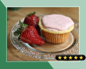 Yummo Strawberry Cupcakes recipe