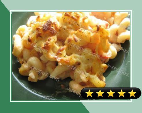 Mom's Baked Macaroni and Cheese with Tomatoes recipe