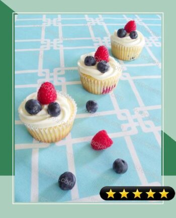 Vanilla Berry Cupcakes with Lemon Cream Cheese Frosting recipe
