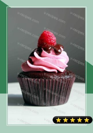 Chocolate Cupcake with Raspberry Buttercream and Chocolate Ganache recipe