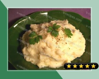 Mashed Potatoes With Roasted Garlic and Rosemary recipe