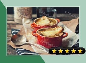 Portered French Onion Soup with Ile-aux-Grues Cheddar recipe