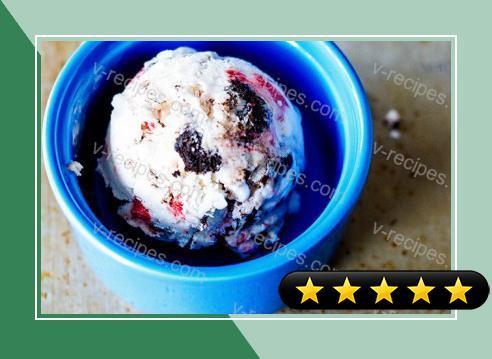 Roasted Strawberry and Oreo Ice Cream recipe