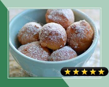 Vanilla Ricotta Doughnuts recipe