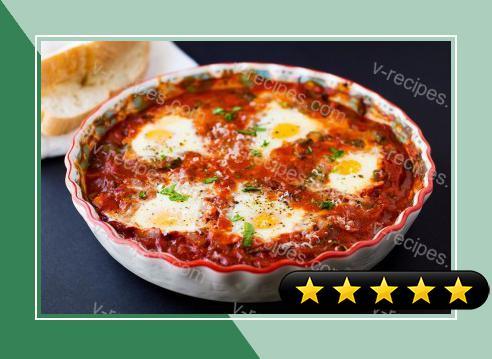 Spicy Baked Eggs with Spinach recipe