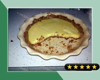 Easy & Creamy Lemon Pie recipe