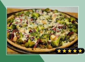 Cheesy Green Garden Pizza recipe