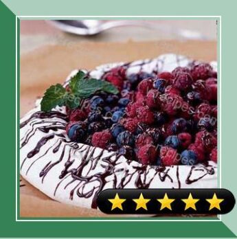 Chocolate and Berry-Covered Meringue recipe