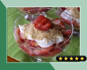 Instant Strawberry Cheesecake Parfait recipe