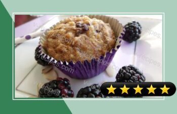 Quinoa Oatmeal Muffins with Blackberries and Almonds recipe
