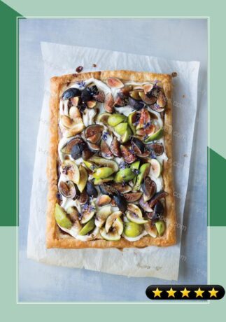 Lavender and Fig Tart with Goat Cheese Cream recipe