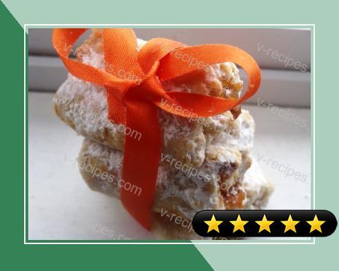 Snow Coated Apricot Cookies recipe