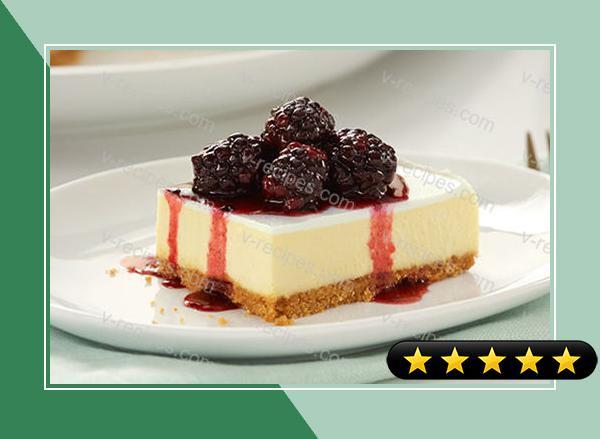 PHILADELPHIA New York-Style Sour Cream-Topped Cheesecake with Blackberries recipe