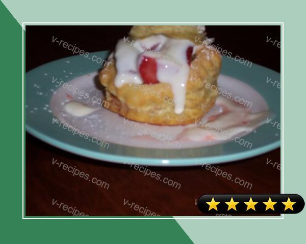 Strawberry Pastries with Lemon Cream recipe