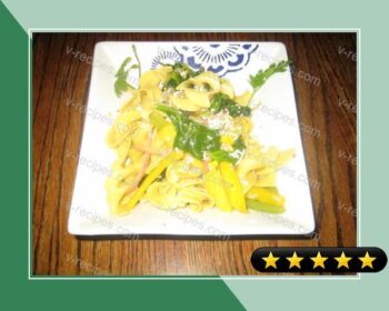 Fresh Broccoli and Peppers With Egg Noodles recipe
