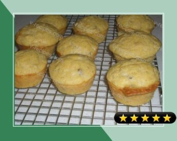 Corn Muffins With Cheese and Nuts recipe