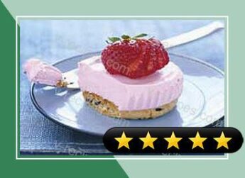 Creamy Strawberry Cookie "Tarts" recipe