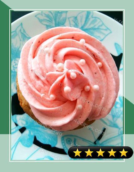 Strawberry Cupcakes with Fresh Strawberry Frosting recipe